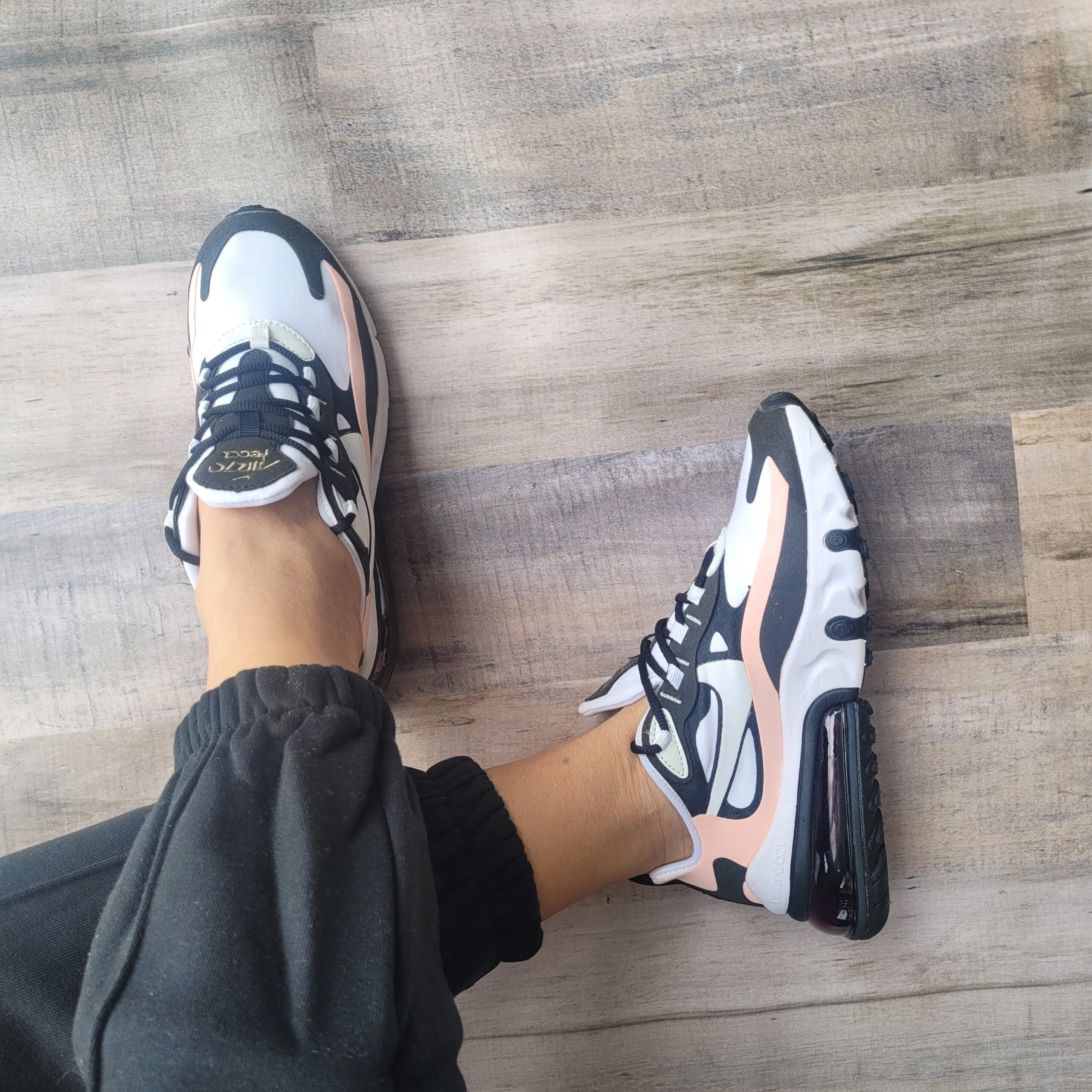 air max 270 react rosas